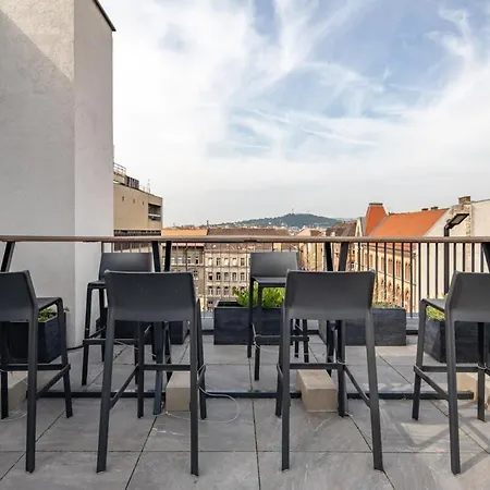 Rooftop Access - Balcony - Relaxing Sleep Διαμέρισμα Βουδαπέστη